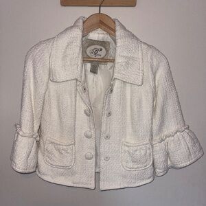 B’s Closet Cropped White 3/4 Sleeve Blazer / Jacket